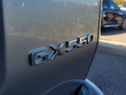 Used 2024 Lexus GX 550 image 7