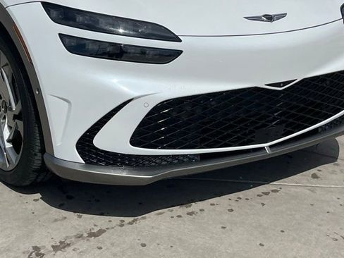 Used 2023 Genesis GV60 Performance image 7