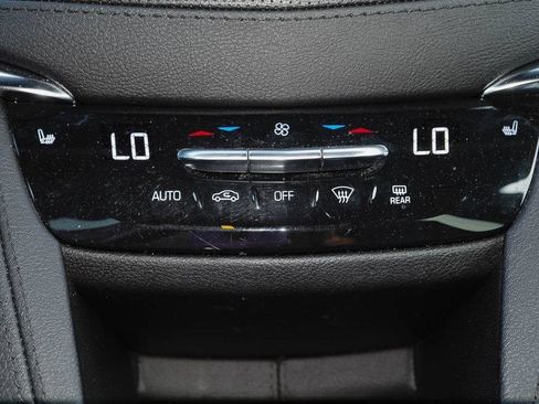 Certified 2020 Cadillac XT5 Premium Luxury AWD/4WD image 15