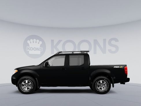 Used 2022 Nissan Frontier PRO-4X w/ Off-Road Protection Package AWD/4WD image 2