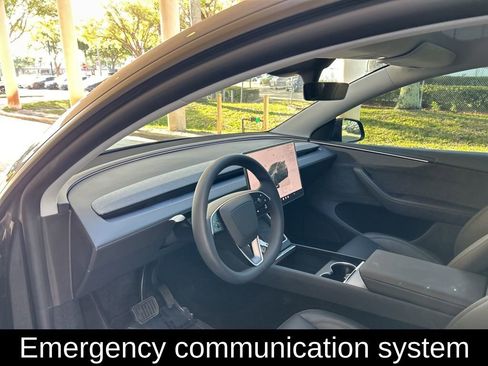 Used 2026 Tesla Model Y 2WD image 6