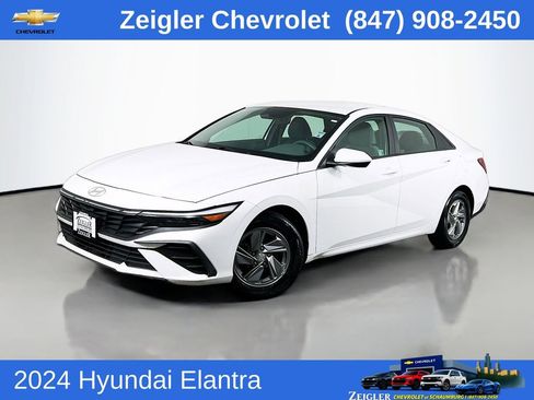 Used 2024 Hyundai Elantra SE FWD image 1