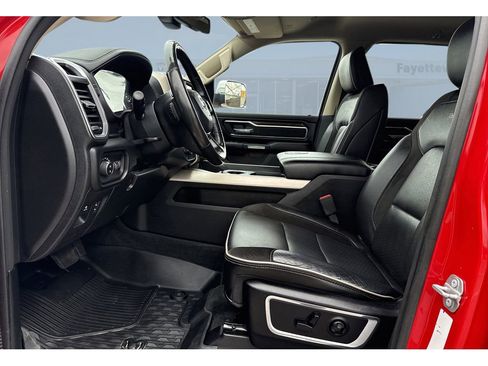 Used 2020 RAM 1500 Laramie image 26