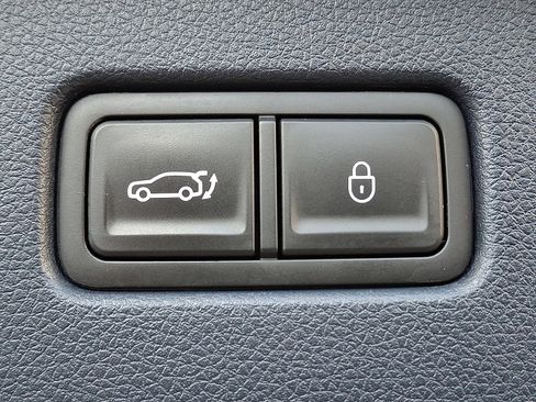 Used 2023 Genesis GV70 2.5T w/ Sport Prestige Package image 30