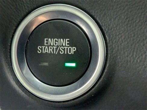 Certified 2023 GMC Terrain SLE w/ Driver Convenience Package image 24