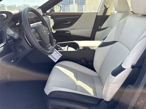 New 2025 Lexus ES 350 w/ Premium Package image 11