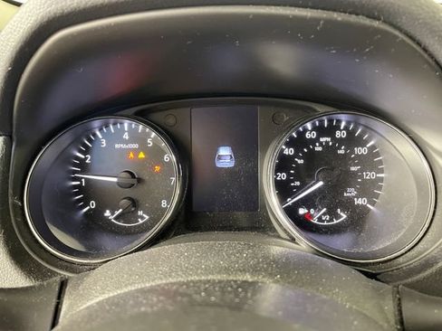 Used 2018 Nissan Rogue SV w/ Premium Package AWD/4WD image 5