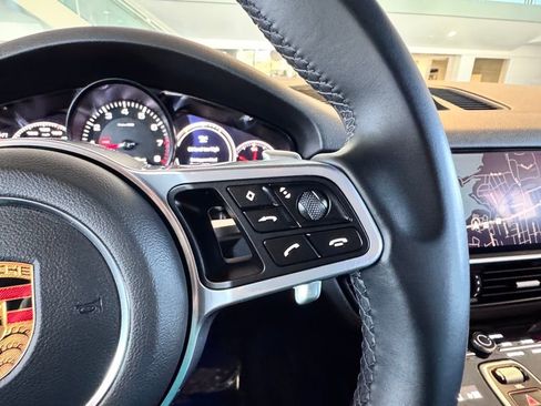 Used 2023 Porsche Cayenne Platinum Edition image 44