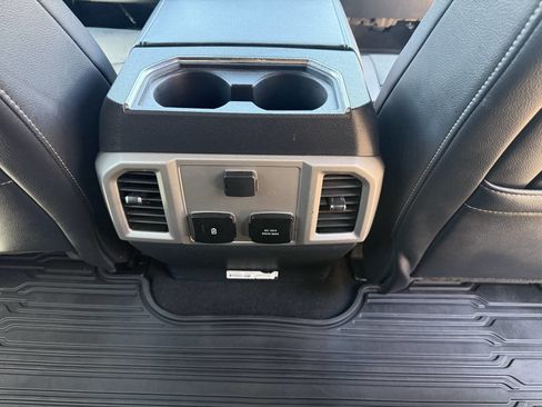 Used 2022 Ford F250 Lariat image 30