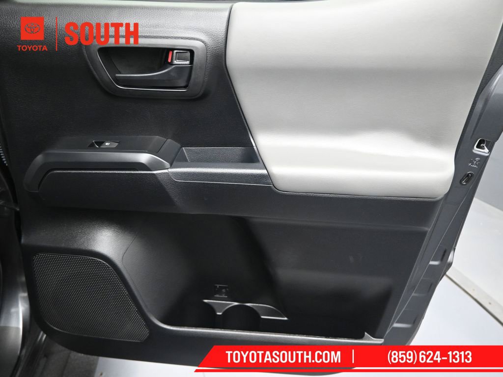 Used 2023 Toyota Tacoma SR AWD/4WD image 26