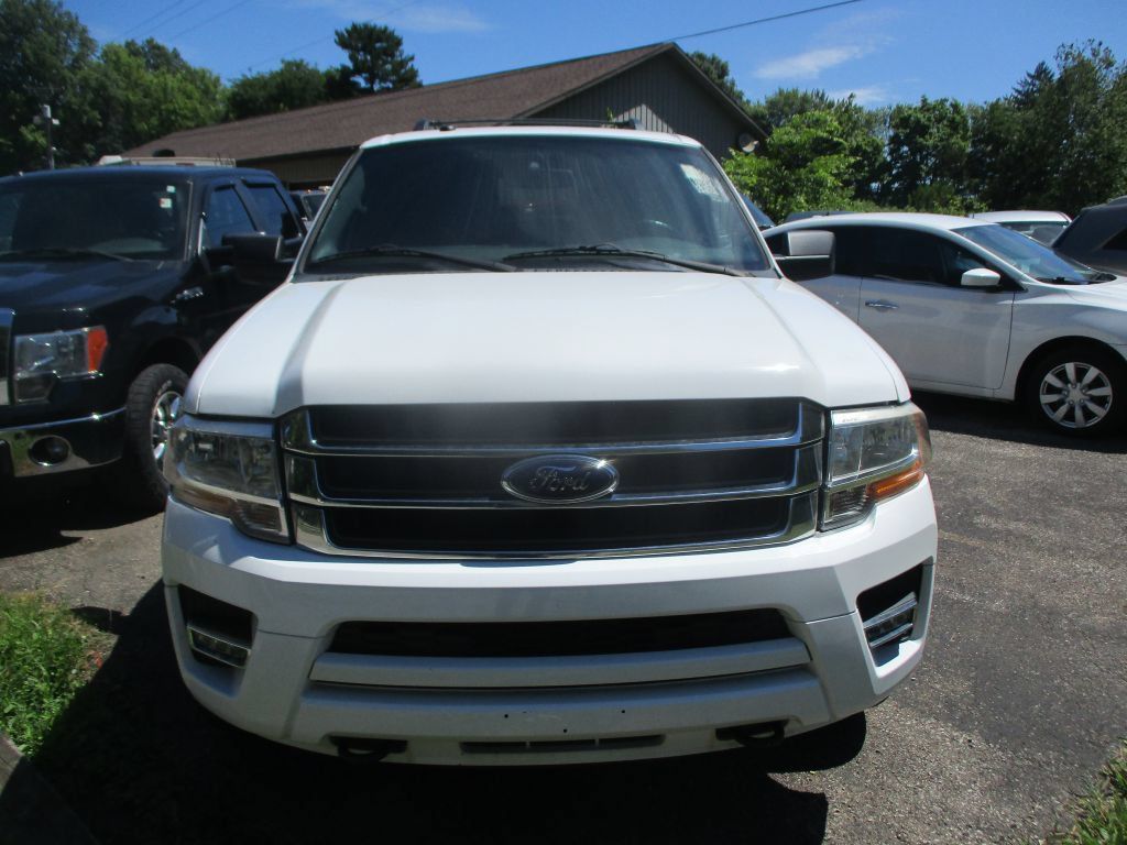 Used 2017 Ford Expedition XLT AWD/4WD image 5