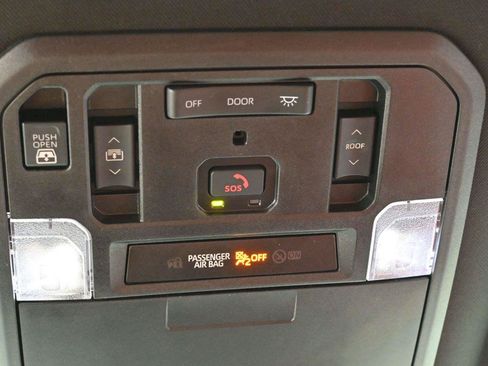 Used 2025 Toyota Tundra TRD Pro AWD/4WD image 30