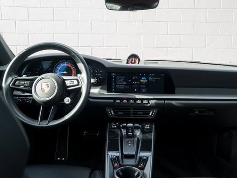 Certified 2020 Porsche 911 Carrera 4S image 21