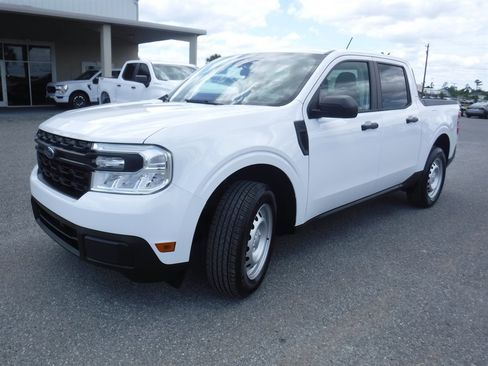 Used 2022 Ford Maverick XL w/ Equipment Group 100A Standard AWD/4WD image 19
