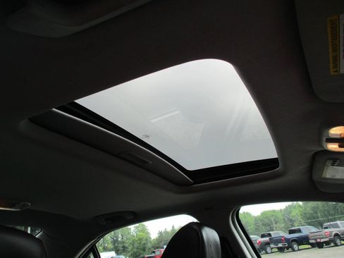 Used 2010 Lincoln MKZ FWD image 27