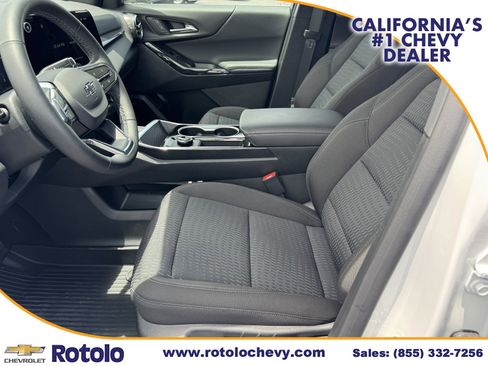 Used 2026 Chevrolet Equinox LT w/ Midnight Edition FWD image 17
