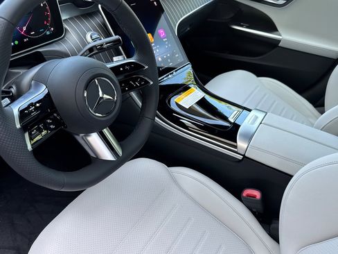 New 2025 Mercedes-Benz C 300 4MATIC Sedan image 10