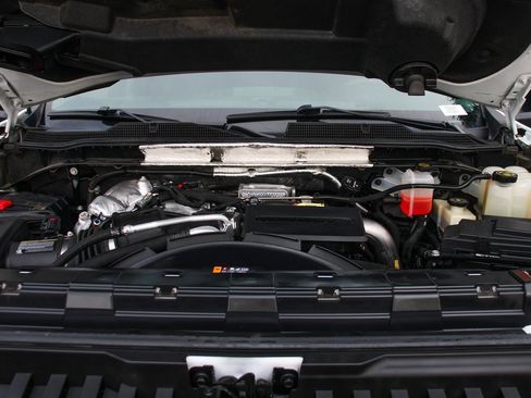 Used 2020 Chevrolet Silverado 2500 W/T w/ WT Convenience Package image 14