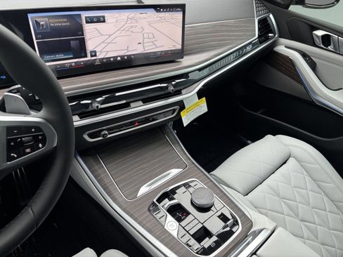 New 2026 BMW X5 xDrive50e w/ M Sport Package image 13