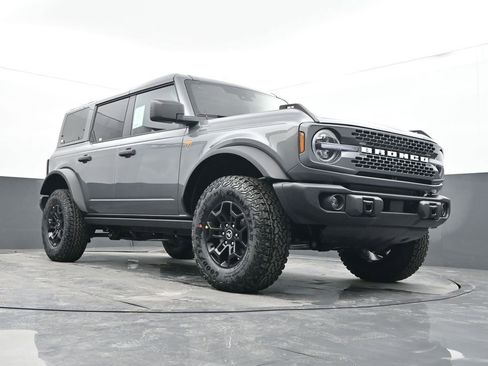 New 2026 Ford Bronco Badlands AWD/4WD image 46