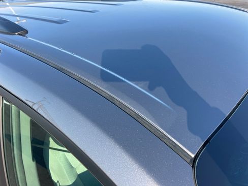 Used 2017 Toyota Sienna LE image 9