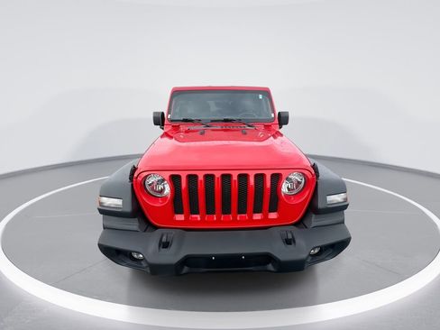 Used 2021 Jeep Wrangler Unlimited Sport AWD/4WD image 3