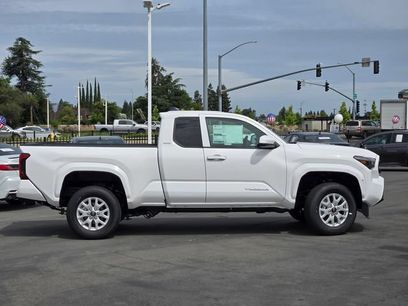 New 2026 Toyota Tacoma SR5