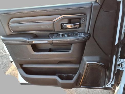 Used 2023 RAM 2500 Limited image 16