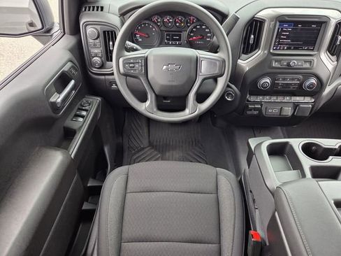 Used 2026 Chevrolet Silverado 1500 Custom Trail Boss AWD/4WD image 15