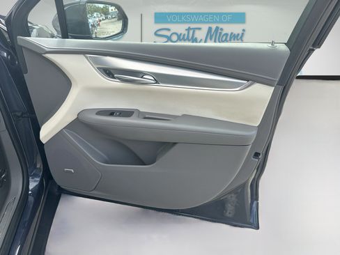 Used 2019 Cadillac XT5 Luxury FWD image 33