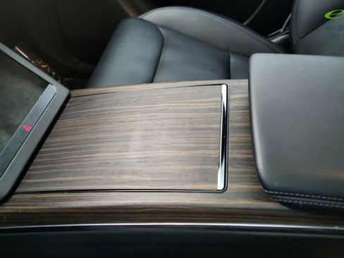 Used 2022 Tesla Model X AWD/4WD image 59