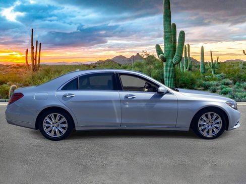 Used 2014 Mercedes-Benz S 550 Sedan image 2