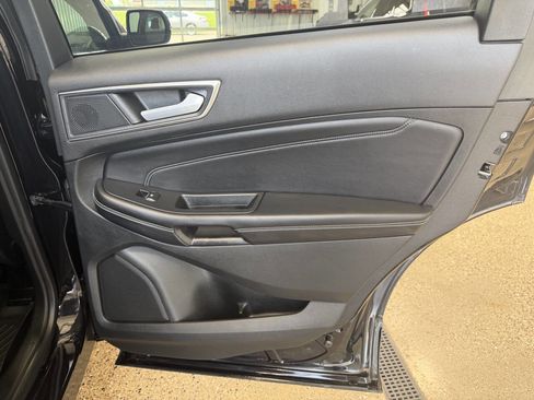 Used 2023 Ford Edge Titanium w/ Cargo Accessory Package AWD/4WD image 28