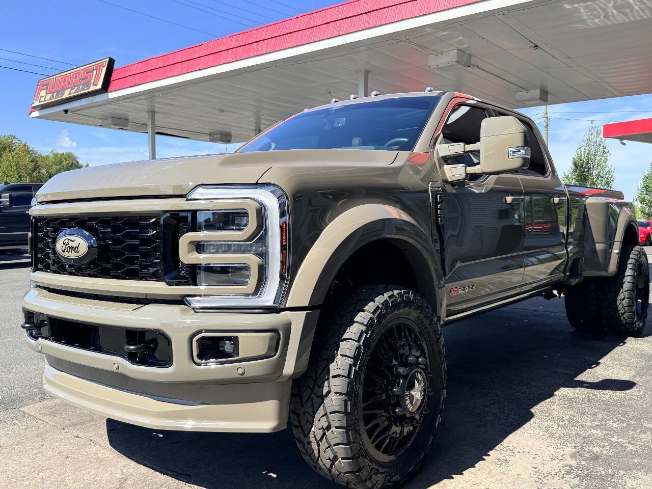 Used 2026 Ford F450 Platinum w/ Platinum Plus Package AWD/4WD image 18