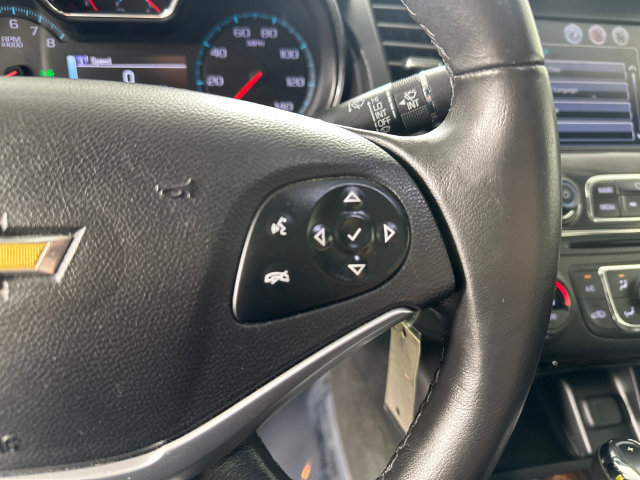 Used 2014 Chevrolet Impala LT w/ Convenience Package FWD image 15