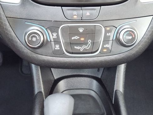 Used 2024 Chevrolet Malibu LS FWD image 21