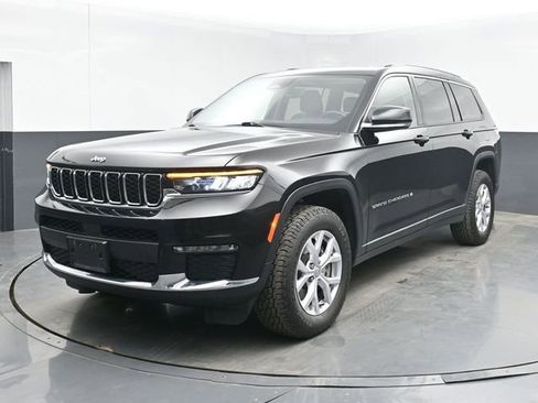 Used 2021 Jeep Grand Cherokee L Limited AWD/4WD image 10
