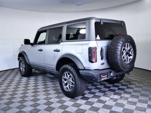 Used 2023 Ford Bronco Badlands AWD/4WD image 4