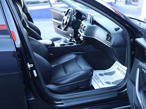 Used 2018 Kia Stinger image 34
