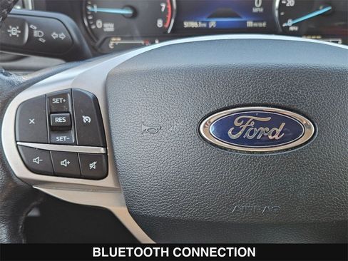 Used 2021 Ford Explorer XLT w/ Equipment Group 202A image 26
