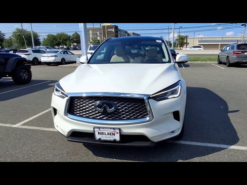 Used 2022 INFINITI QX50 Luxe AWD/4WD image 3