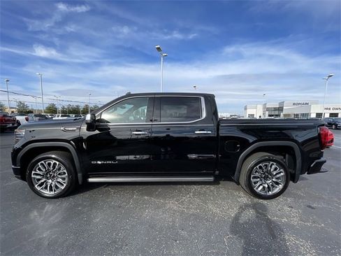 Used 2024 GMC Sierra 1500 Denali Ultimate image 2