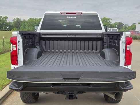 New 2026 Chevrolet Silverado 2500 Custom w/ Custom Value Package AWD/4WD image 7
