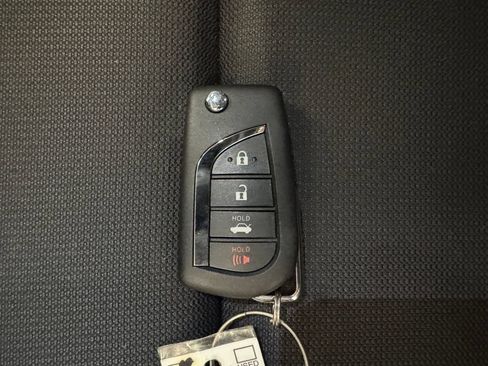 Used 2023 Toyota Corolla LE FWD image 17