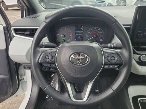 Used 2024 Toyota Corolla SE w/ SE Package FWD image 28