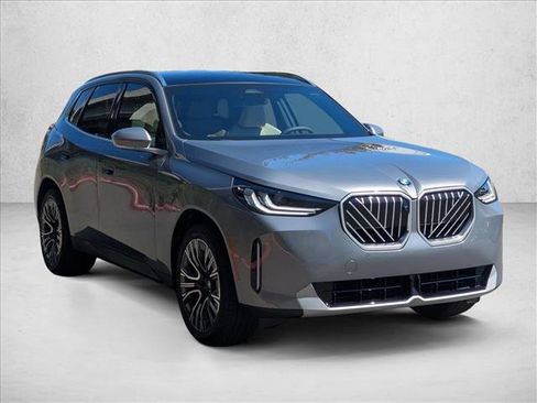 Certified 2025 BMW X3 xDrive30 w/ Premium Package AWD/4WD image 6