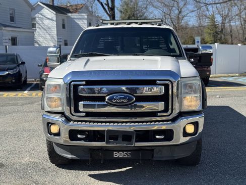 Used 2011 Ford F350 Lariat w/ Lariat Interior Pkg image 3