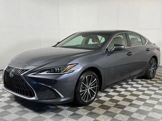 Certified 2025 Lexus ES 300h w/ Premium Package video 2