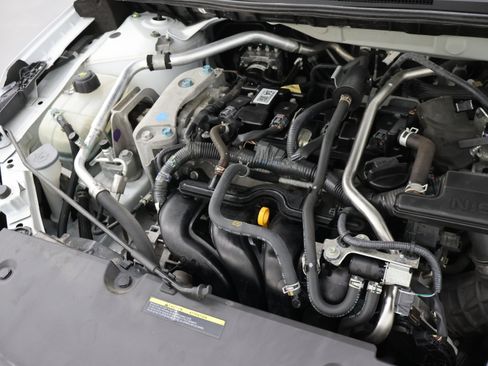 Used 2024 Nissan Sentra SV FWD image 16
