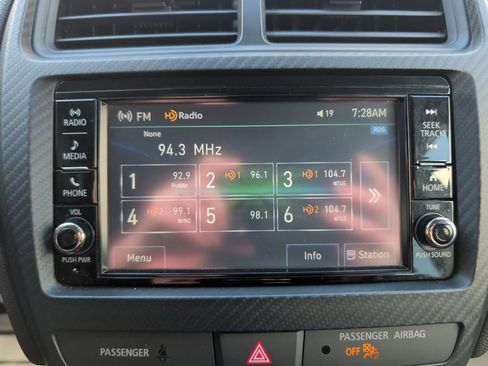 Used 2021 Mitsubishi Outlander Sport ES image 13